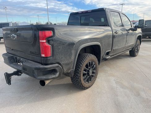 Used 2025 Chevrolet Silverado 2500 High Country w/ Midnight Edition image 7
