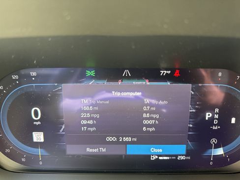 Used 2025 Volvo XC60 B5 Ultra w/ Protection Package Premier image 10