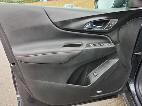 Used 2022 Chevrolet Equinox RS w/ RS Leather Package image 20