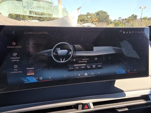 New 2026 BMW iX xDrive45 w/ M Sport Package image 21