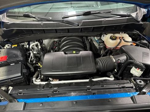 Used 2022 Chevrolet Silverado 1500 LTZ w/ LTZ Premium Package AWD/4WD image 10