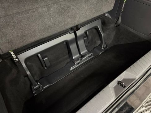 Used 2022 Toyota Sienna XLE FWD image 34
