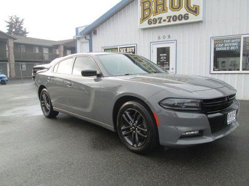 Used 2019 Dodge Charger SXT w/ Plus Group image 5