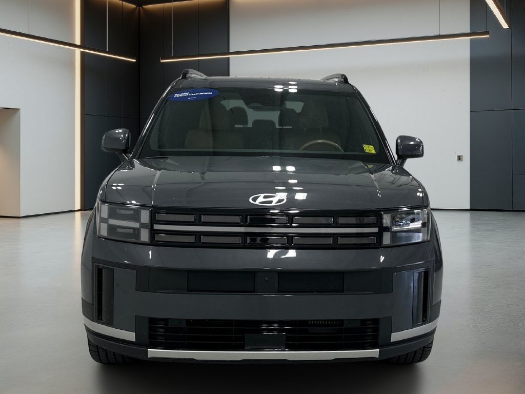 Used 2025 Hyundai Santa Fe Limited FWD image 10