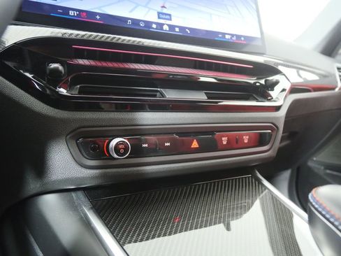 Used 2025 BMW M3 Competition image 25