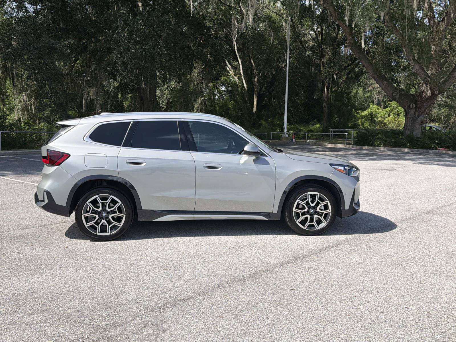 Certified 2026 BMW X1 xDrive28i w/ Technology Package AWD/4WD image 3