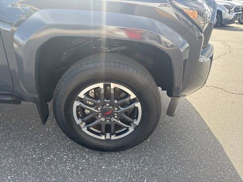 Certified 2024 Toyota Tacoma TRD Sport w/ TRD Sport Upgrade Package AWD/4WD image 19