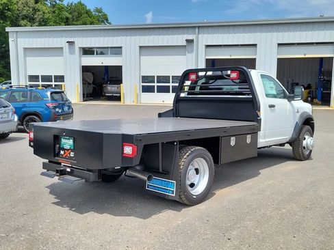 New 2026 RAM 5500 Tradesman w/ Chrome Appearance Group AWD/4WD image 7