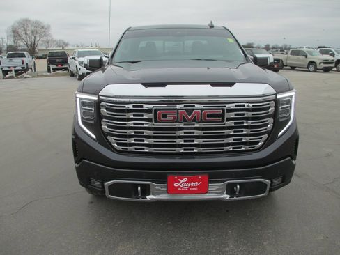 Certified 2023 GMC Sierra 1500 Denali w/ Denali Reserve Package image 11