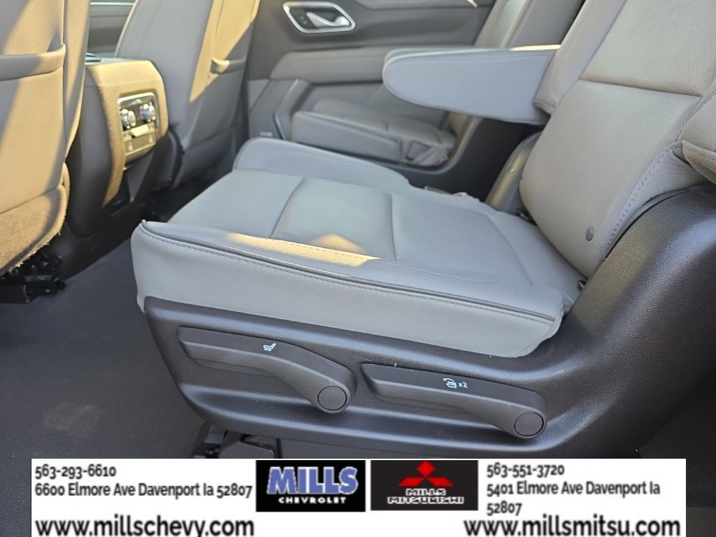Used 2023 GMC Yukon XL SLT w/ SLT Premium Package AWD/4WD image 20