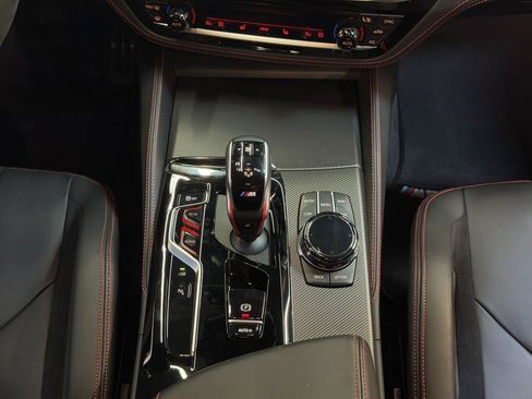 Used 2022 BMW M5 CS AWD/4WD image 32