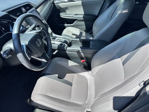 Used 2018 Honda Civic EX-L image 5