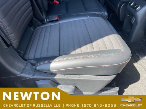 Used 2025 Ford Explorer ST-Line w/ ST-Line Street Pack AWD/4WD image 29