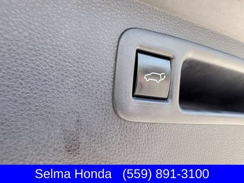 Used 2022 Toyota Highlander XSE AWD/4WD image 30