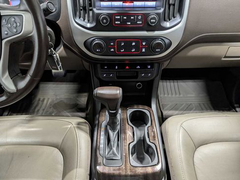 Used 2015 GMC Canyon SLT w/ Driver Alert Package image 19