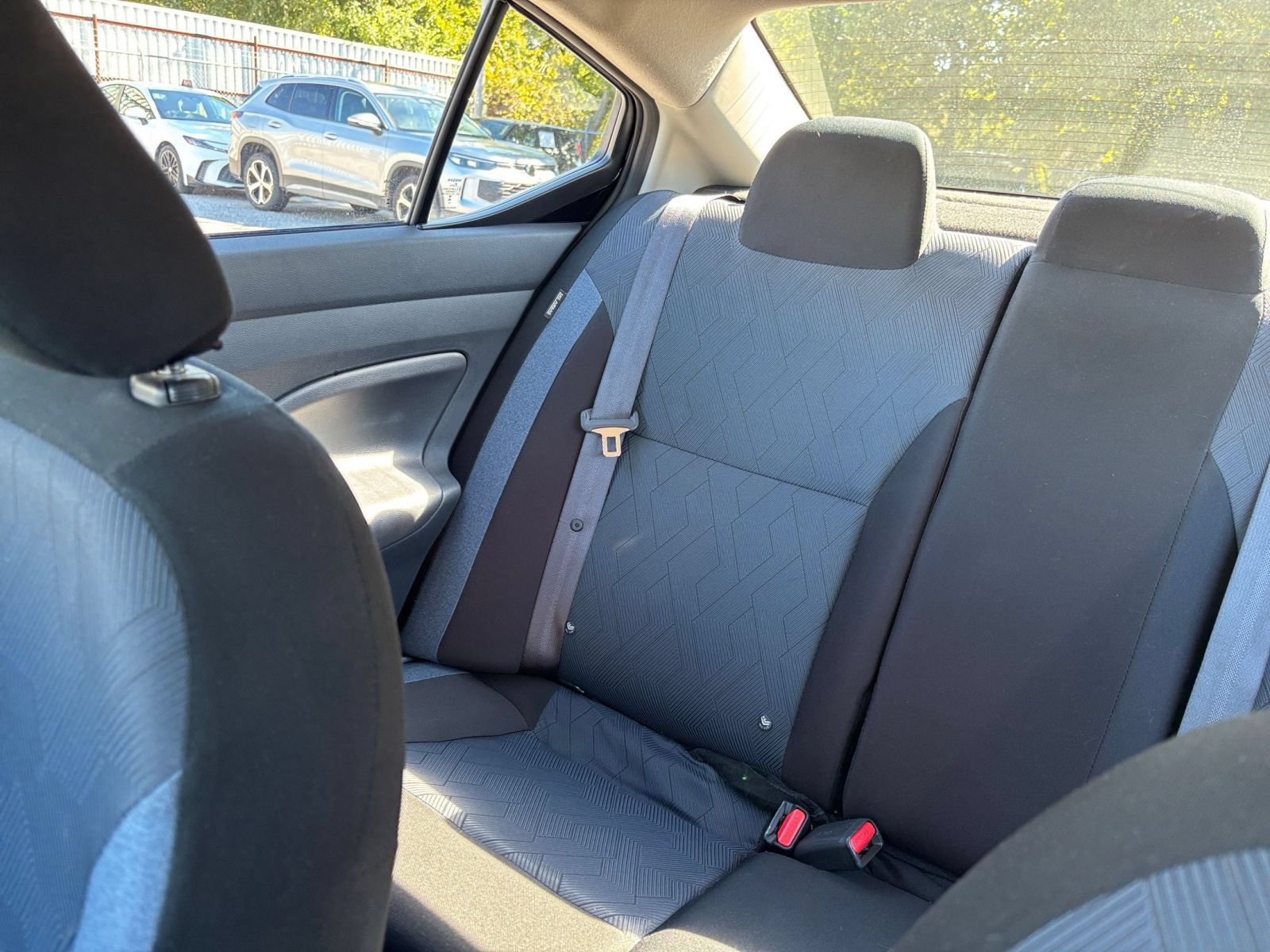 Used 2025 Nissan Versa SV FWD image 36