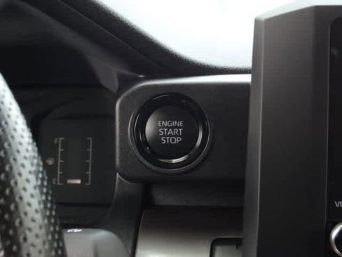 Certified 2024 Toyota Tacoma SR5 image 30