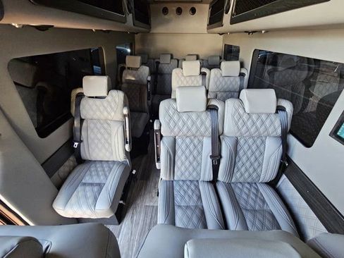 New 2024 Mercedes-Benz Sprinter 3500 image 37