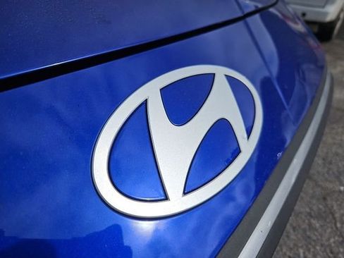 Used 2025 Hyundai Elantra Sport image 10