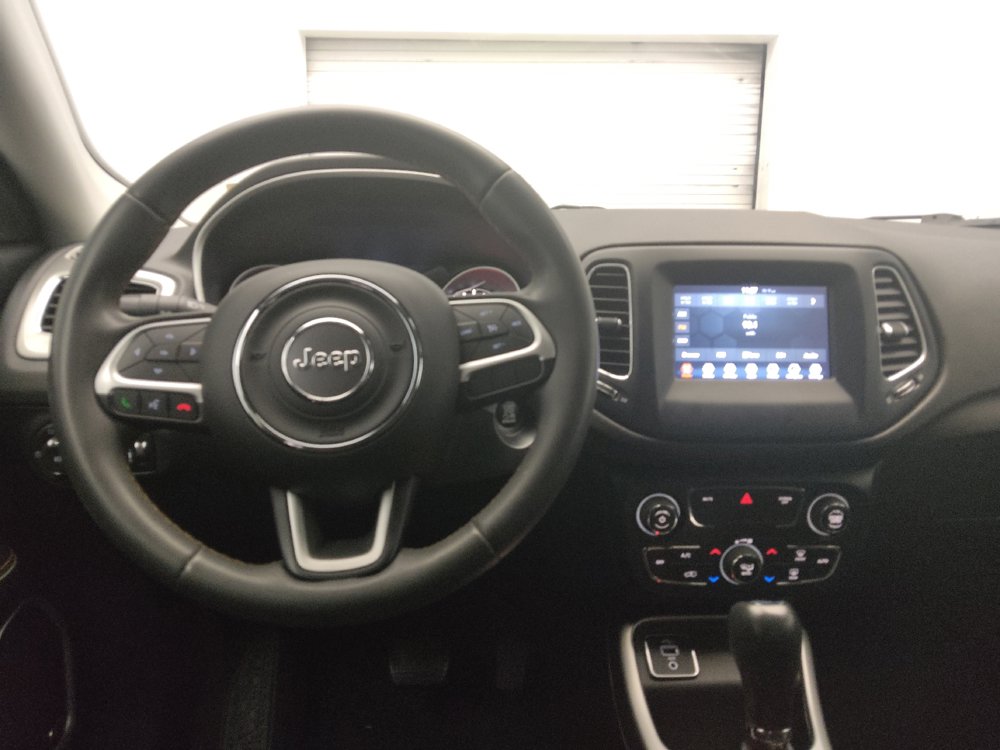 Used 2021 Jeep Compass Latitude w/ Sun and Sound Group FWD image 22