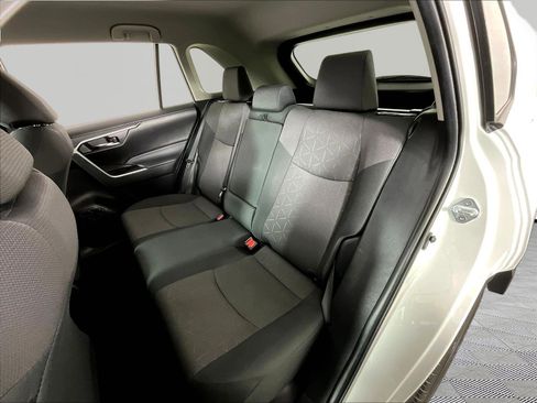 Used 2024 Toyota RAV4 XLE AWD/4WD image 22