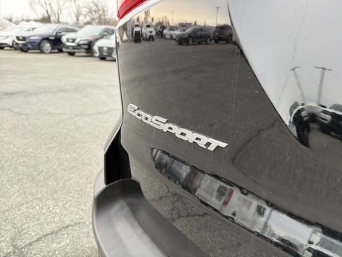 Used 2021 Ford EcoSport SE w/ SE Convenience Package image 33