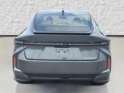 New 2026 Lexus ES 350e w/ Convenience Package FWD image 4