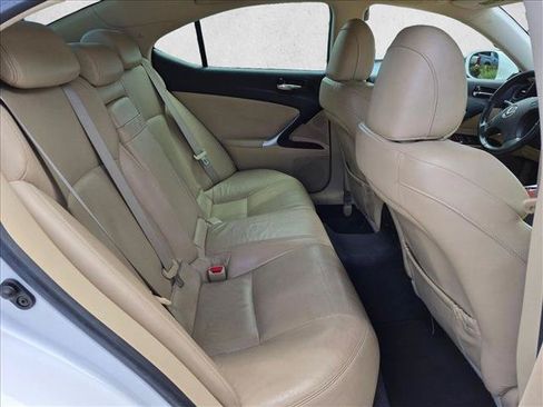 Used 2008 Lexus IS 250 RWD image 19
