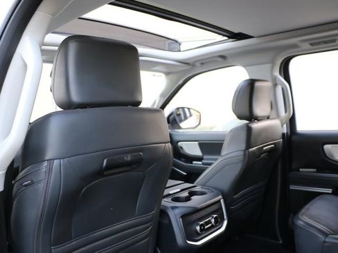 Certified 2025 Ford Expedition Active AWD/4WD image 16