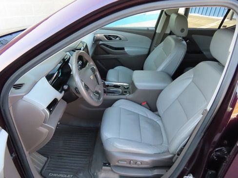 Used 2018 Chevrolet Traverse LT AWD/4WD image 23
