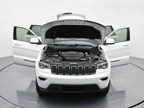 Used 2020 Jeep Grand Cherokee Laredo w/ Laredo X Package image 45