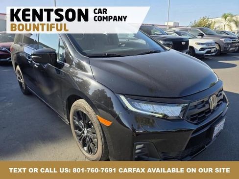 Used 2025 Honda Odyssey Sport-L image 4