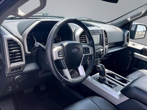 Used 2018 Ford F150 Lariat w/ Equipment Group 502A Luxury AWD/4WD image 14