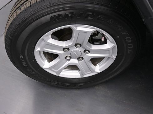 Certified 2022 Jeep Wrangler Unlimited Sport image 20