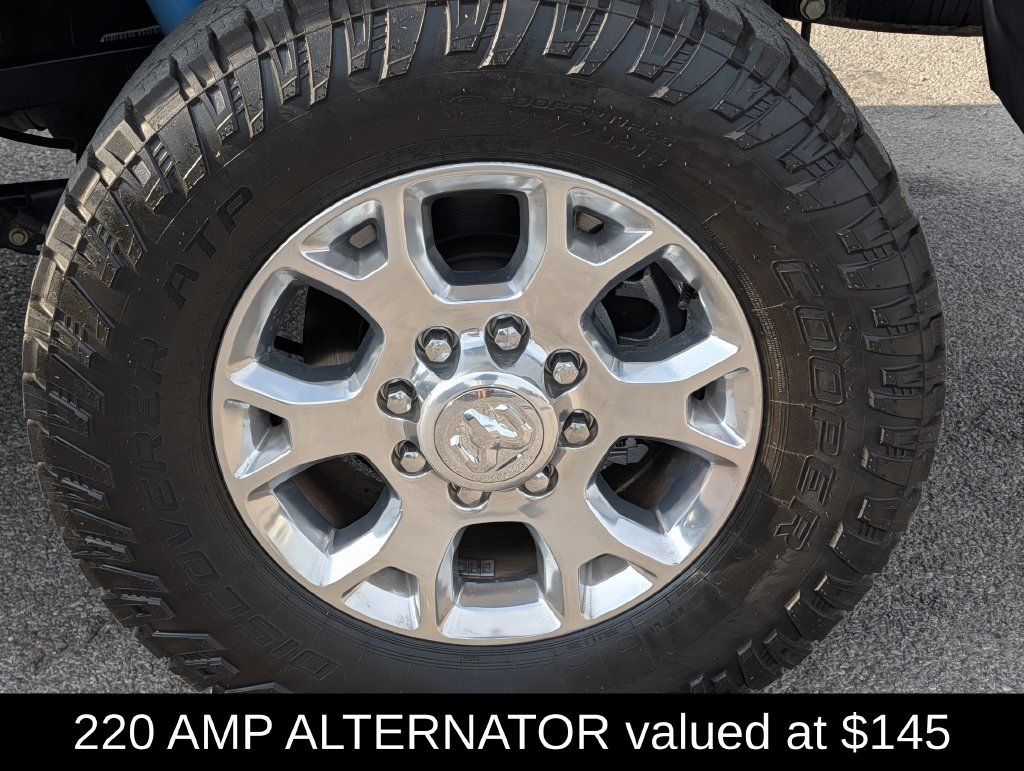 Used 2024 RAM 2500 Laramie w/ Cold Weather Group AWD/4WD image 10