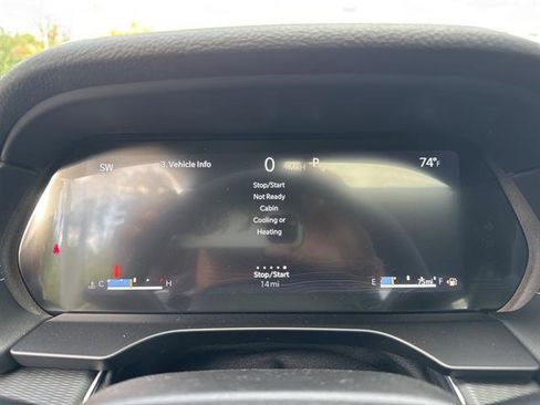 New 2025 Jeep Grand Cherokee Altitude image 13