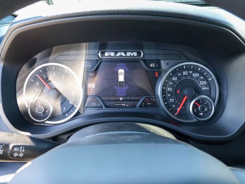 New 2026 RAM 1500 Express AWD/4WD image 22
