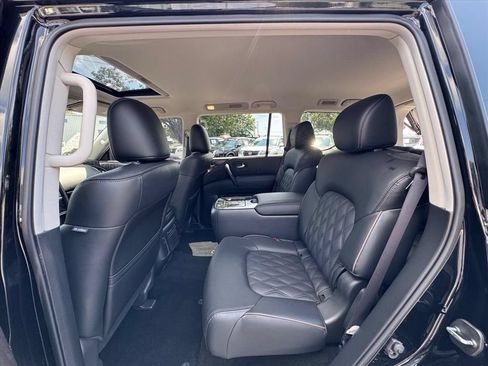 Certified 2024 Nissan Armada Platinum w/ Captain's Chairs Package RWD image 12