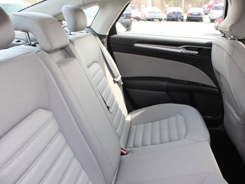 Used 2015 Ford Fusion S FWD image 16