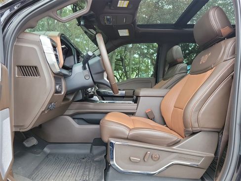 Used 2026 Ford F350 King Ranch w/ FX4 Off-Road Package image 22