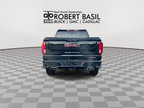 Used 2022 GMC Sierra 1500 AT4 w/ AT4 Premium Package AWD/4WD image 7