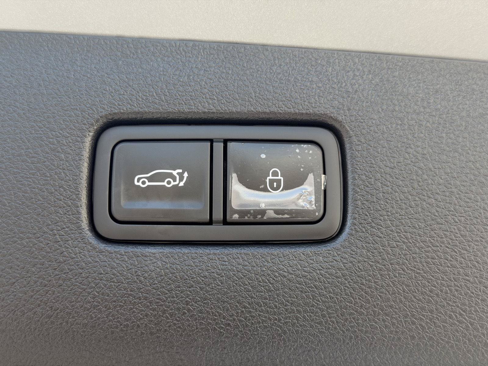 Used 2026 Genesis GV70 2.5T AWD/4WD image 40