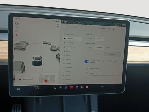 Used 2025 Tesla Model Y Performance AWD/4WD image 2