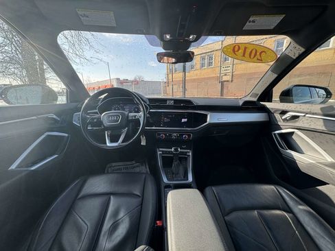 Used 2019 Audi Q3 2.0T Premium image 13