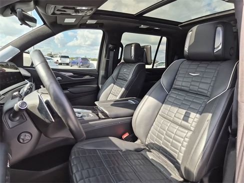 Certified 2023 Cadillac Escalade V image 17