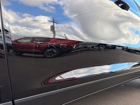 New 2026 Chevrolet Traverse LT image 10