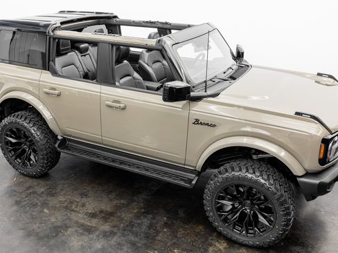 Used 2025 Ford Bronco Outer Banks AWD/4WD image 26