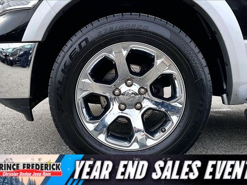 Used 2018 RAM 1500 Laramie w/ Convenience Group image 8