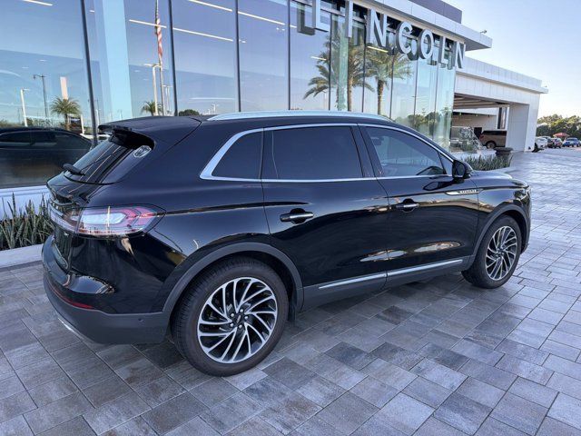 Used 2019 Lincoln Nautilus Reserve FWD image 2