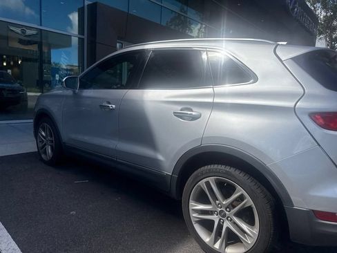 Used 2019 Lincoln MKC Reserve w/ MKC Climate Package AWD/4WD image 4